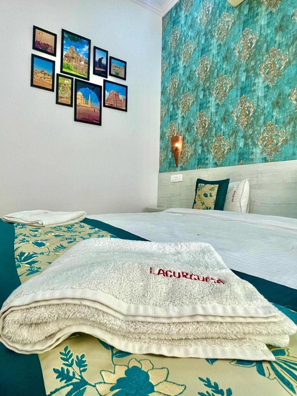 La Curcuma Luxury Homestay Khajuraho Ngoại thất bức ảnh